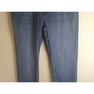 Wrangler Premium Quality Denim Blue Jeans Men's Size 38x32 Regular Fit Cotton